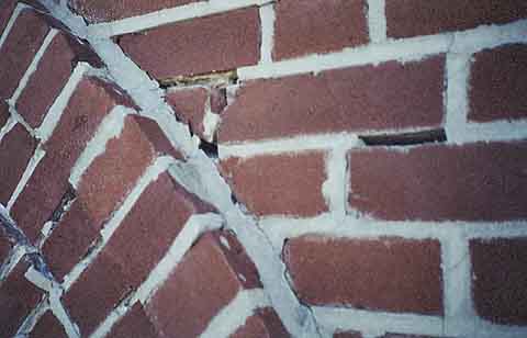 Photograph of cracked and missing mortar.
